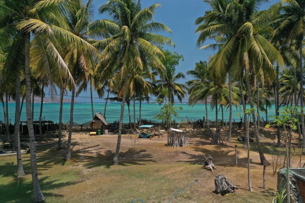 Beach-Front Sumbawa Surf House Lemonga Экстерьер фото